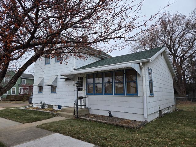 $175,000 | 356 West 8th Avenue | Oshkosh