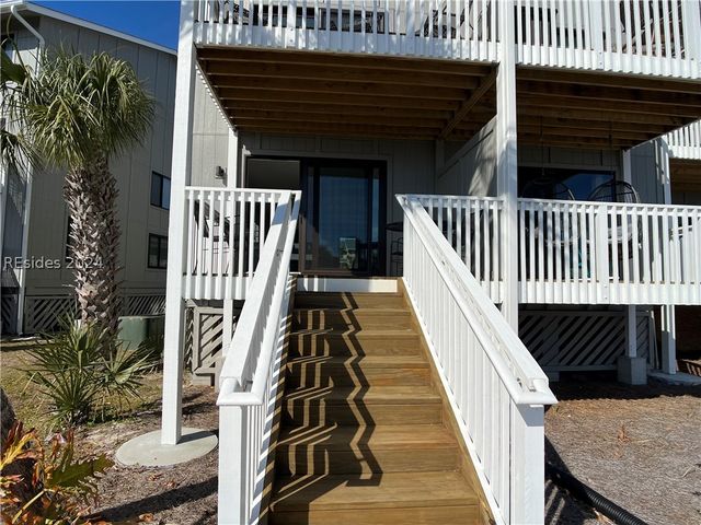 $329,000 | 6 Cedar Reef, Unit C101 | Harbor Island