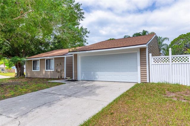 $399,000 | 102 Shoreview Lane | Oldsmar