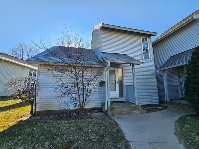 $149,900 | 952 Taylor Drive | Gurnee