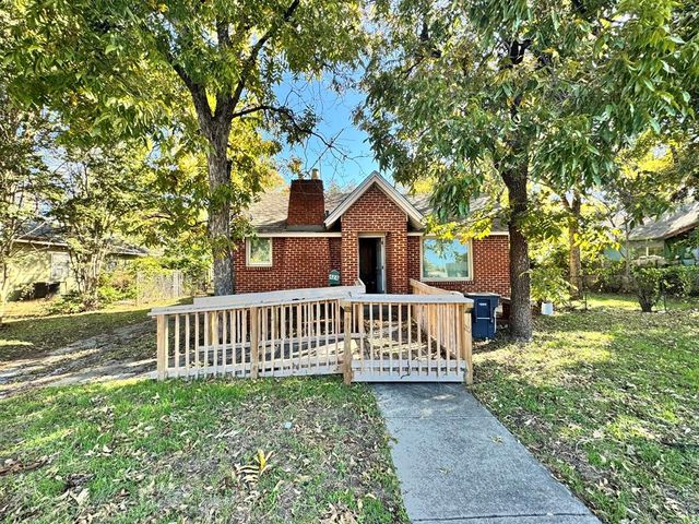 $190,000 | 424 Colonial Street | Carter Riverside