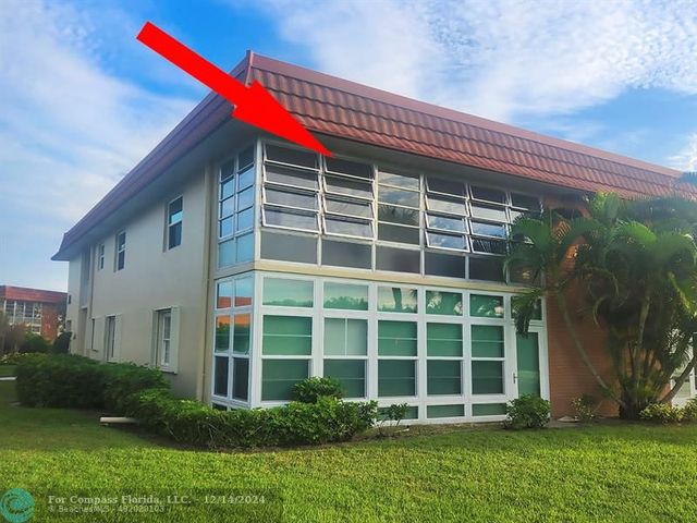 $145,000 | 70 Royal Oak Court, Unit 201 | Florida Ridge