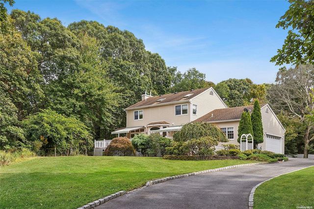 $1,295,000 | 40 Adelia Path | Northville