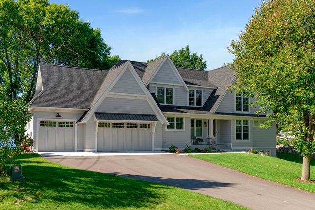 $1,975,000 | 195 X Glenhill Road | Mendota Heights