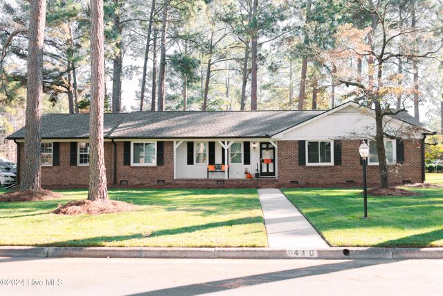 $285,000 | 1410 Knollwood Drive Northwest | Forest Hills