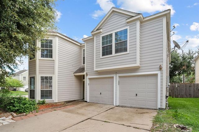 $319,999 | 6503 East Bayberry Bend Cir Drive | Alief