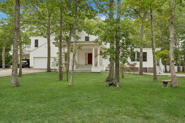 $1,500,000 | 0 Lynn Avenue | Hampton Bays