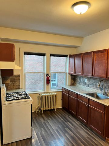 $2,100 | 230 North 7th Avenue | Downtown Mount Vernon