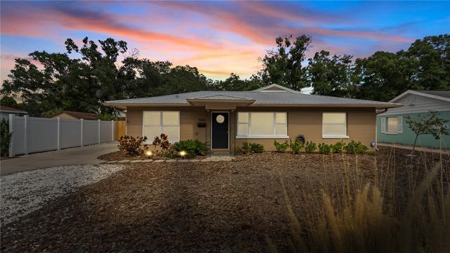 $820,000 | 1506 South Lois Avenue | Palma Ceia West