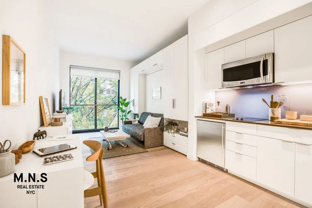 $3,008 | 335 East 27th Street, Unit 7H | Kips Bay