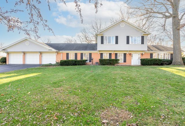 $449,900 | 671 Fairway Lane | Frankfort