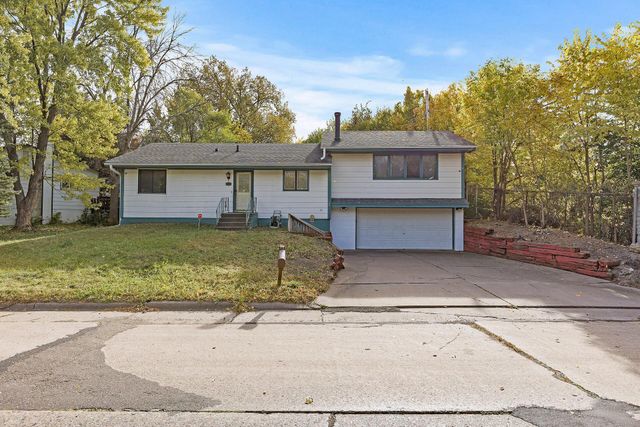 $340,000 | 806 Parkway Drive | Payne-Phalen