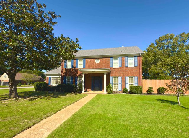 $475,500 | 6674 Oakbridge Cove | River Oaks