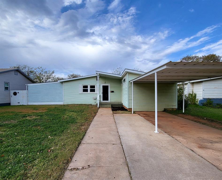 front view of house with a yard