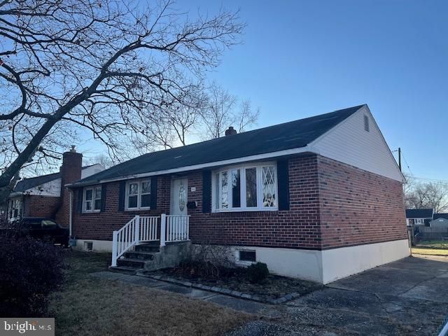 $269,900 | 44 Monticello Boulevard