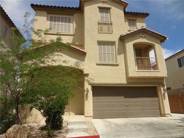 $1,950 | 10346 Ladybug Bend Street | Silverado Ranch