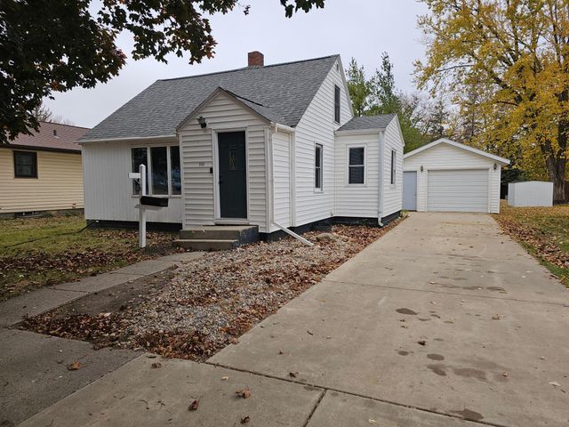 $137,700 | 711 3rd Street Southwest | Pipestone