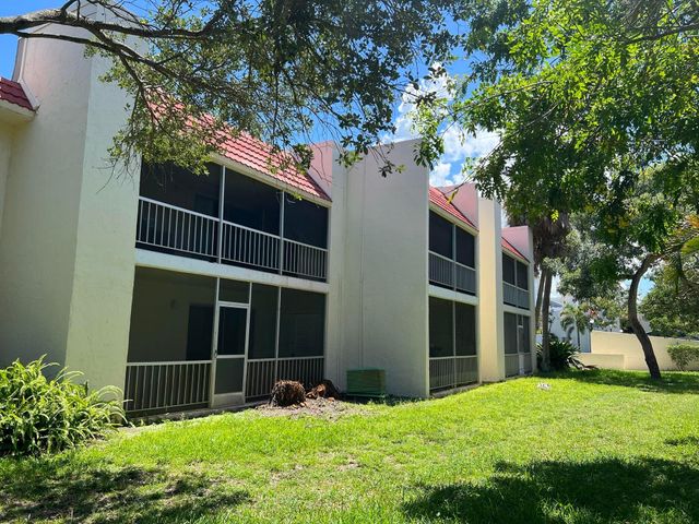 $2,549 | 604 Northwest 13th Street, Unit 23 | Central Boca Raton