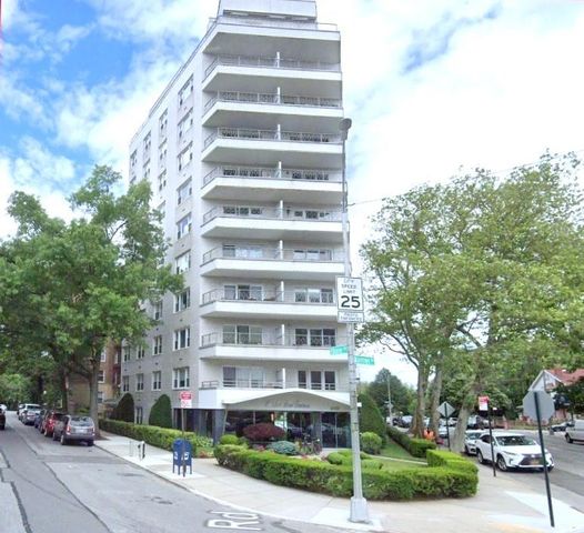 $379,000 | 8901 Shore Road, Unit 7B | Bay Ridge