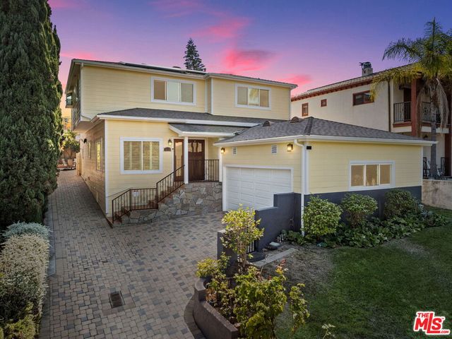 $2,699,000 | 5858 Abernathy Drive | Westchester