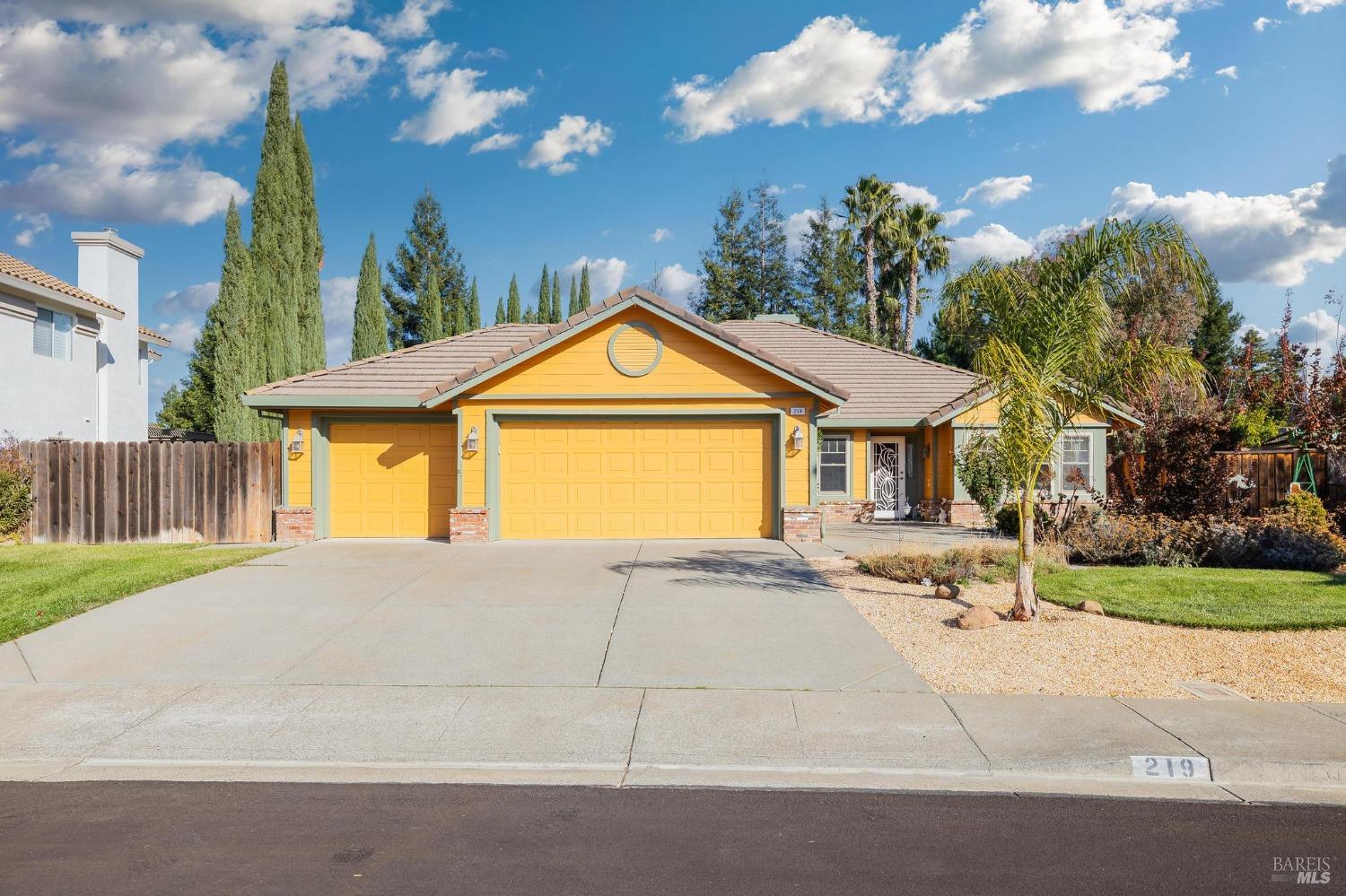 a view of outdoor space yard and garage