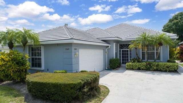 $3,400 | 249 Northwest Bentley Circle | St. Lucie West