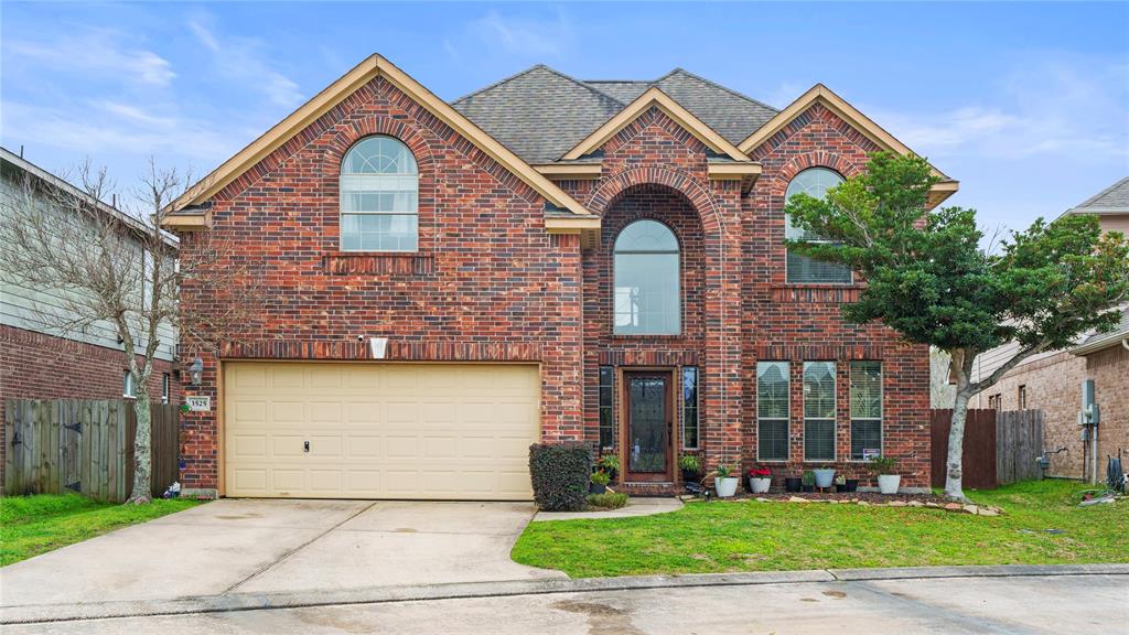 3525 Firenze Drive Friendswood TX 77546 Compass