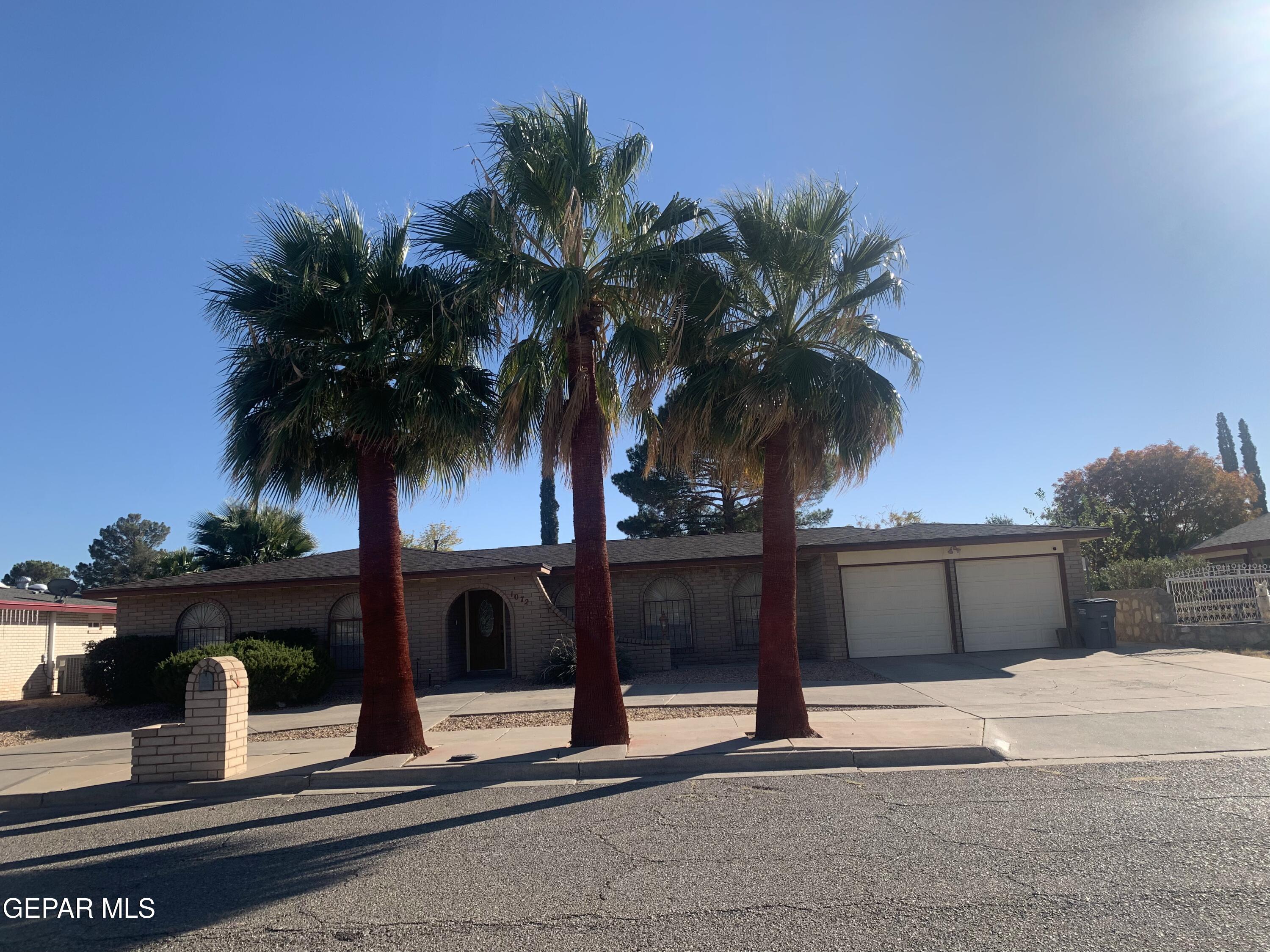 Spacious home with refrigerated a/c!