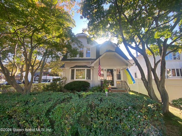 $750,000 | 320 Ross Avenue | New Dorp