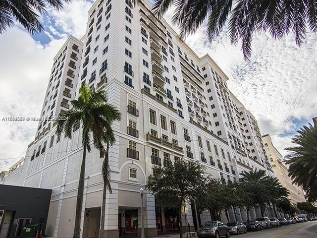 $698,000 | 10 Aragon Avenue, Unit 814 | Central Gables