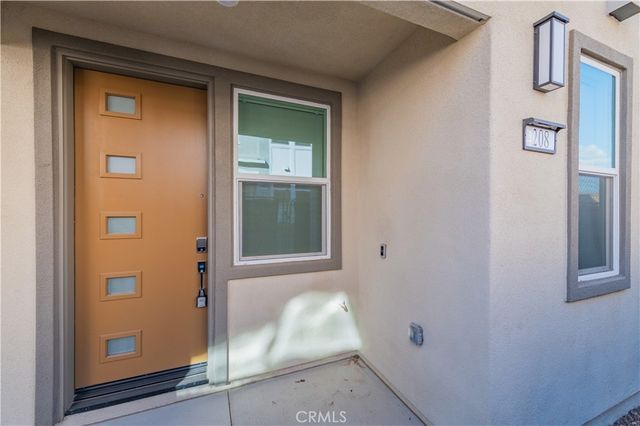 $5,000 | 208 Yerba Irvine Ca | Great Park