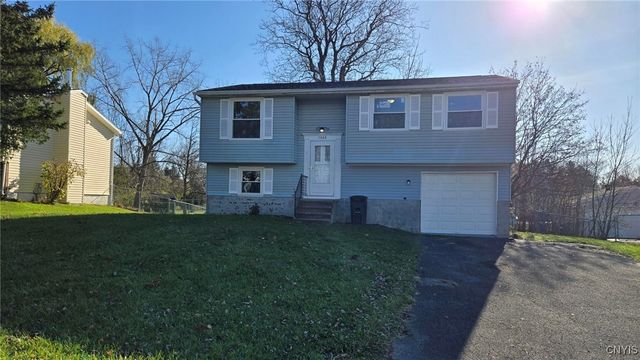 $249,900 | 7588 Iris Lane | North Syracuse