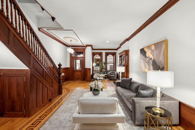 $5,500,000 | 326 West 71st Street | Upper West Side