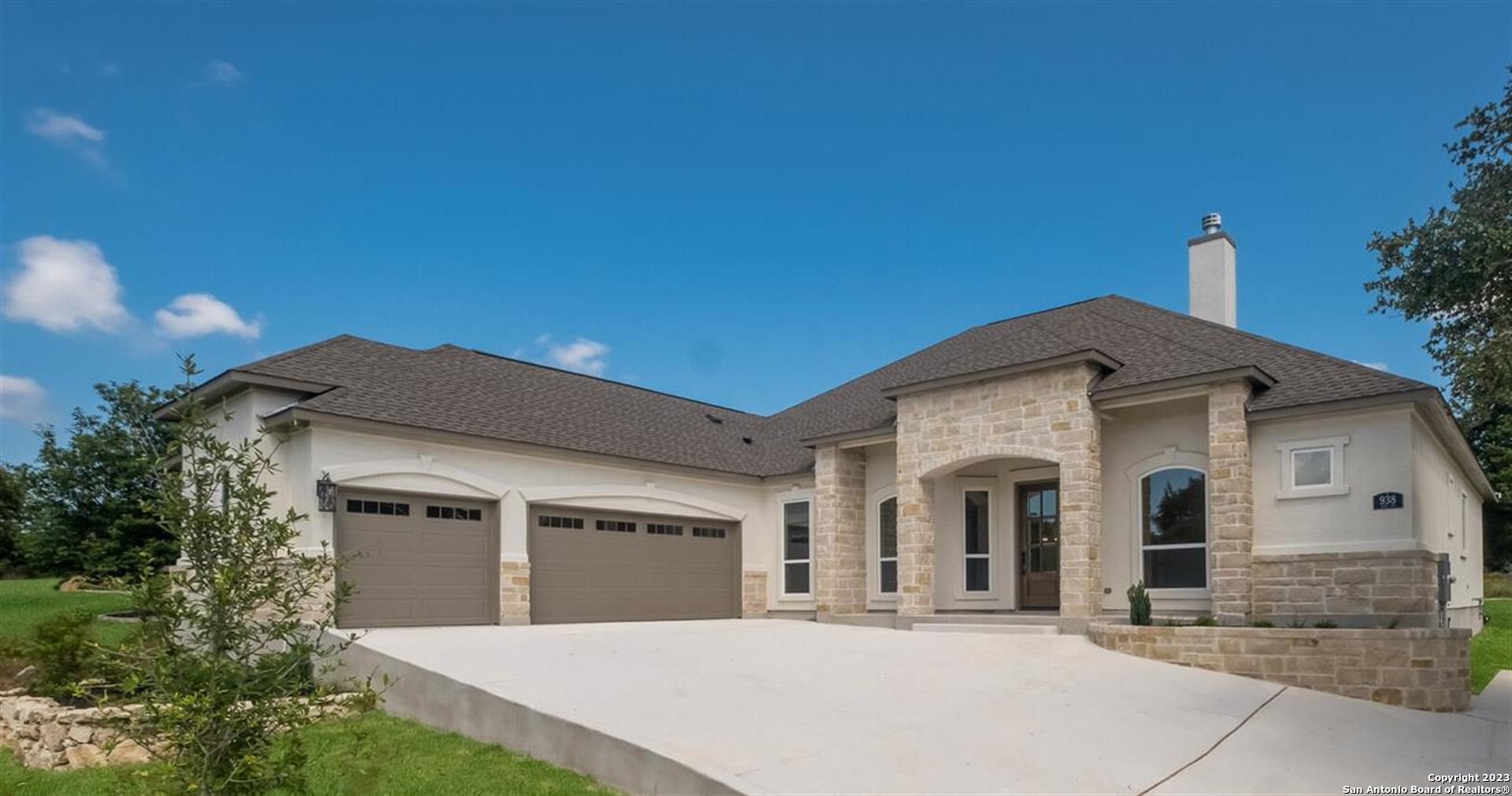 938 Santa Cruz New Braunfels TX 78132 Compass