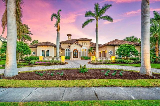 $3,990,000 | 8376 Catamaran Circle | The Lake Club