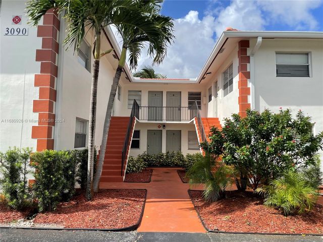 $2,000 | 3090 Coral Springs Drive, Unit 7 | Country Club