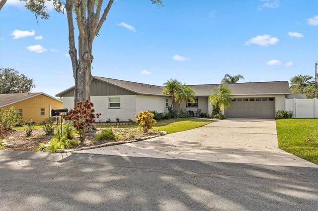 $489,900 | 5029 Sheffield Road | Lakeland Highlands