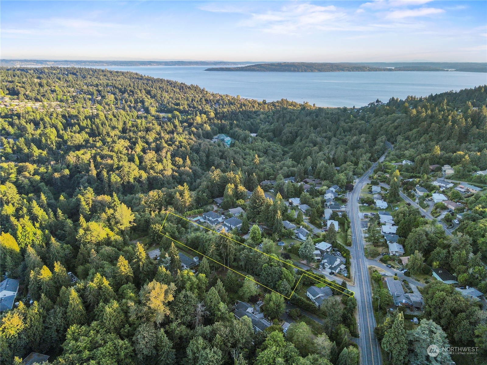 an aerial view of multiple house