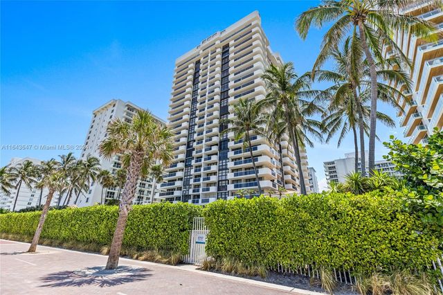 $1,150,000 | 5757 Collins Avenue, Unit PH3 | Millionaire's Row