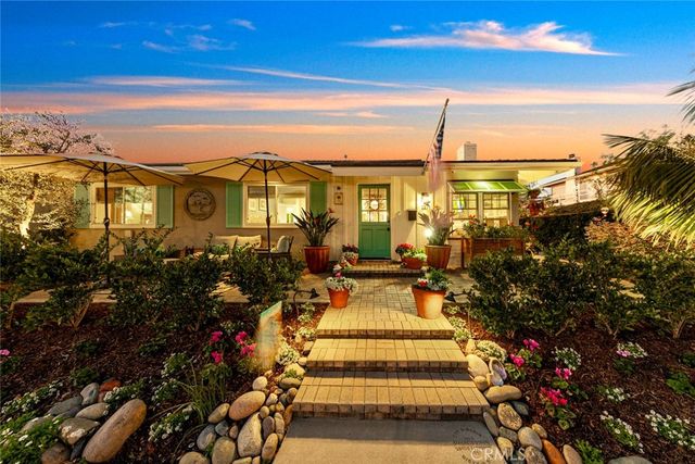 $1,290,000 | 227 Camino San Clemente | North San Clemente