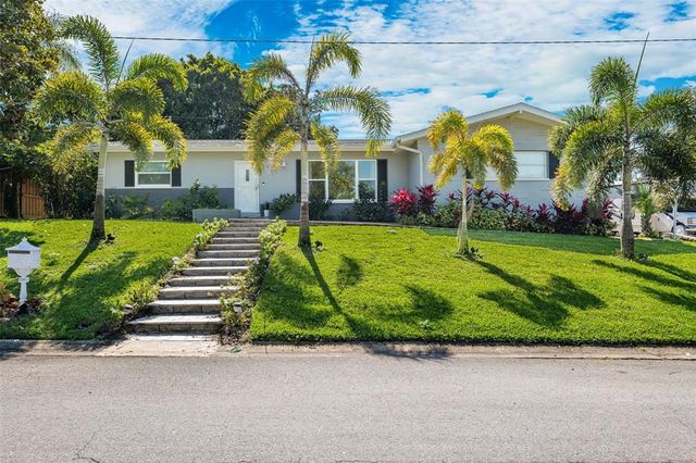 $699,900 | 1247 Holiday Drive | Tarpon Springs