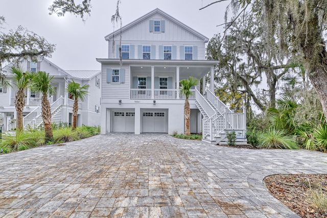 $999,900 | 96561 Bay View Drive | Oyster Bay