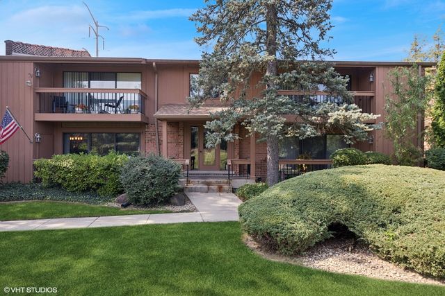 $305,000 | 8066 Garfield Avenue, Unit 2 | Burr Ridge