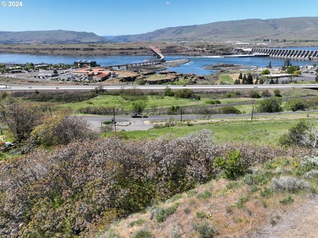 $600,000 | 3500 East 2nd Street | The Dalles