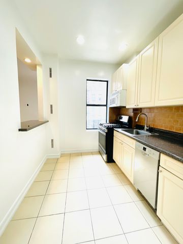 $2,745 | 655 West 190th Street, Unit 46 | Washington Heights