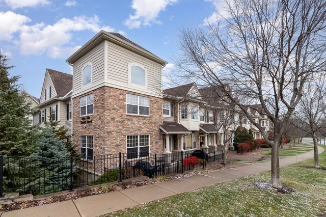 $2,200 | 11177 Kinsley Street | Eden Prairie