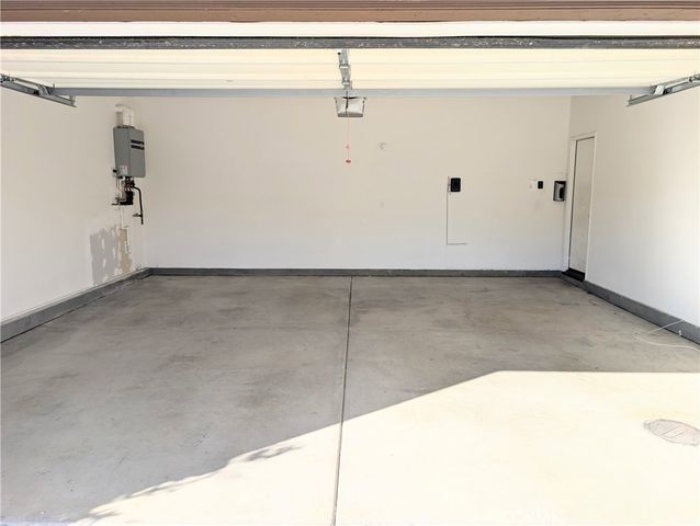 $3,400 | 28418 Cottage Way | North Murrieta Business Corridor