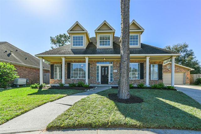 $399,900 | 1504 Red Bud Court | Pearland