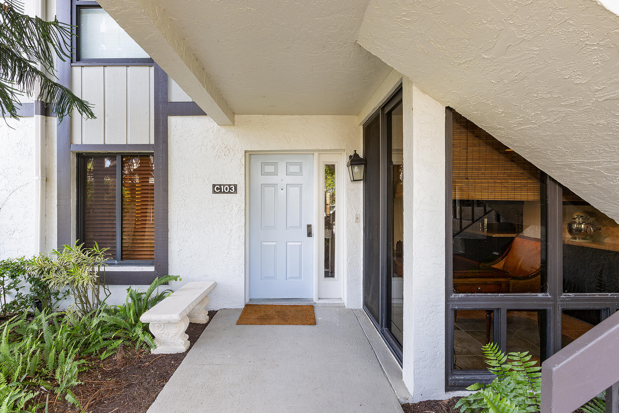 a view of an entryway of house