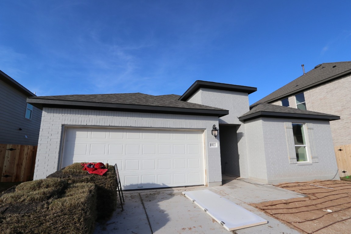 a view of a house with a outdoor space